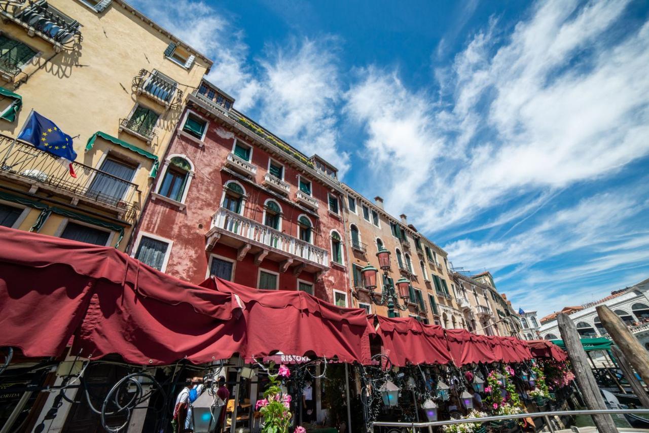 Royal Rialto Apartment - Grand Canal View Венеція Екстер'єр фото