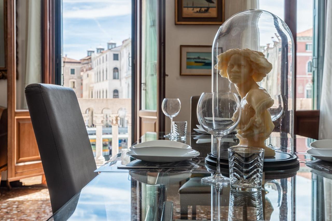 Royal Rialto Apartment - Grand Canal View Венеція Екстер'єр фото