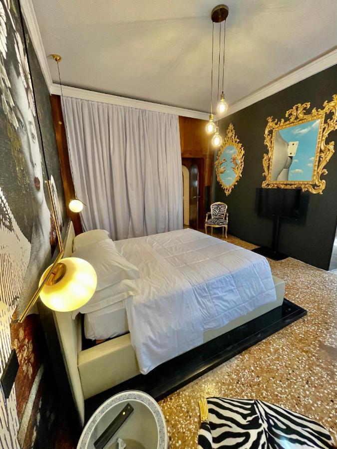Royal Rialto Apartment - Grand Canal View Венеція Екстер'єр фото