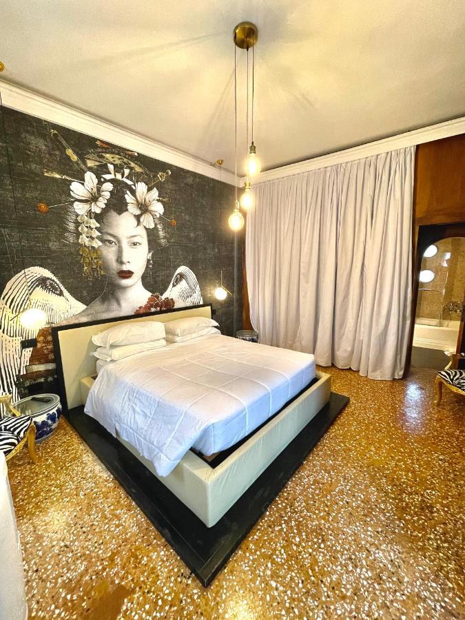 Royal Rialto Apartment - Grand Canal View Венеція Екстер'єр фото
